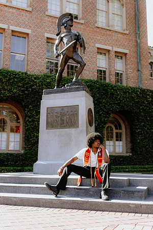 2026_05_006_Jonathan_Williams_Grad-21